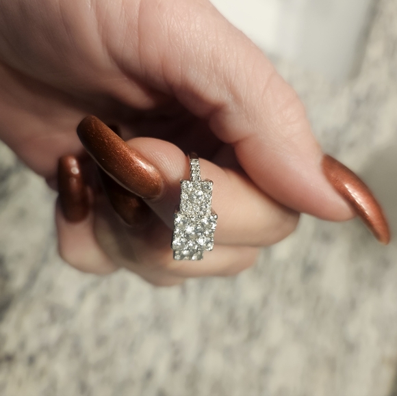 Diamond Cluster Ring